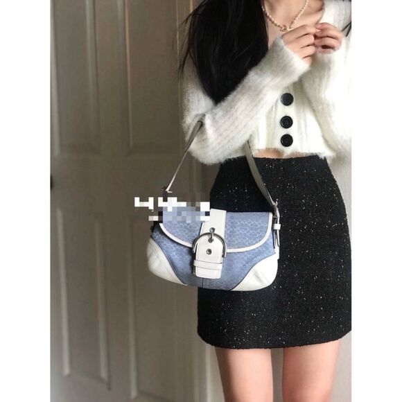 Coach vintage Soho Signature Blue Jacquard White Leather Flap Hobo Shoulder Bag - Picture 2 of 11